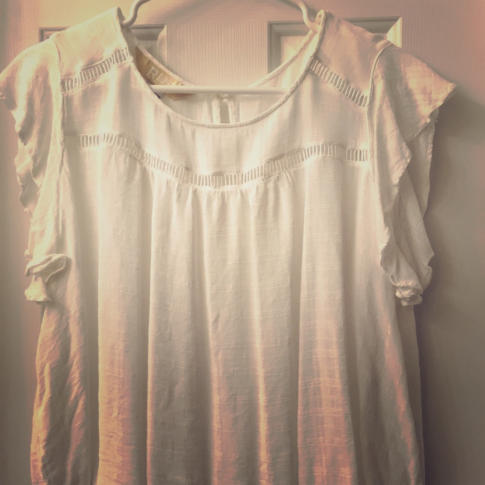 R1893 White Rayon shirt